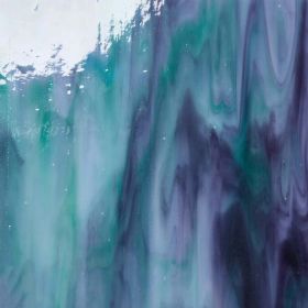 Mississipi River Glass 5010 S Bleu clair blanc violet opaque