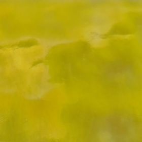 Mississipi River Glass 7041 M IR Jaune irisé semi-translucide